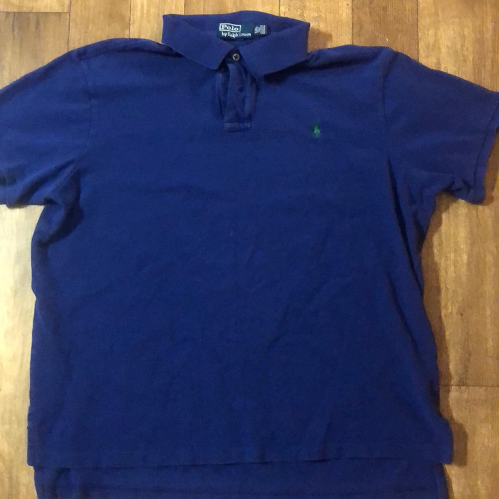 Dark blue men’s Ralph Lauren polo